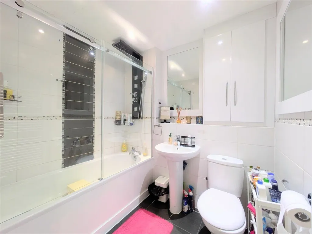 Northolt Road, Harrow, HA2, photo 12