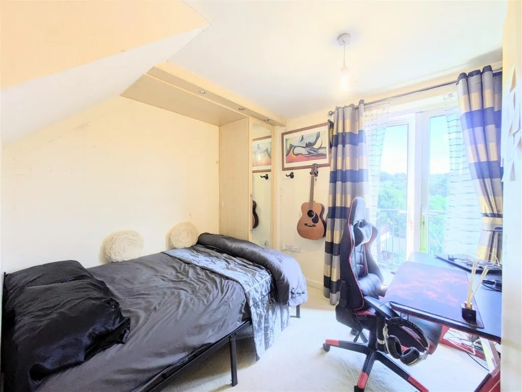 Northolt Road, Harrow, HA2, photo 5