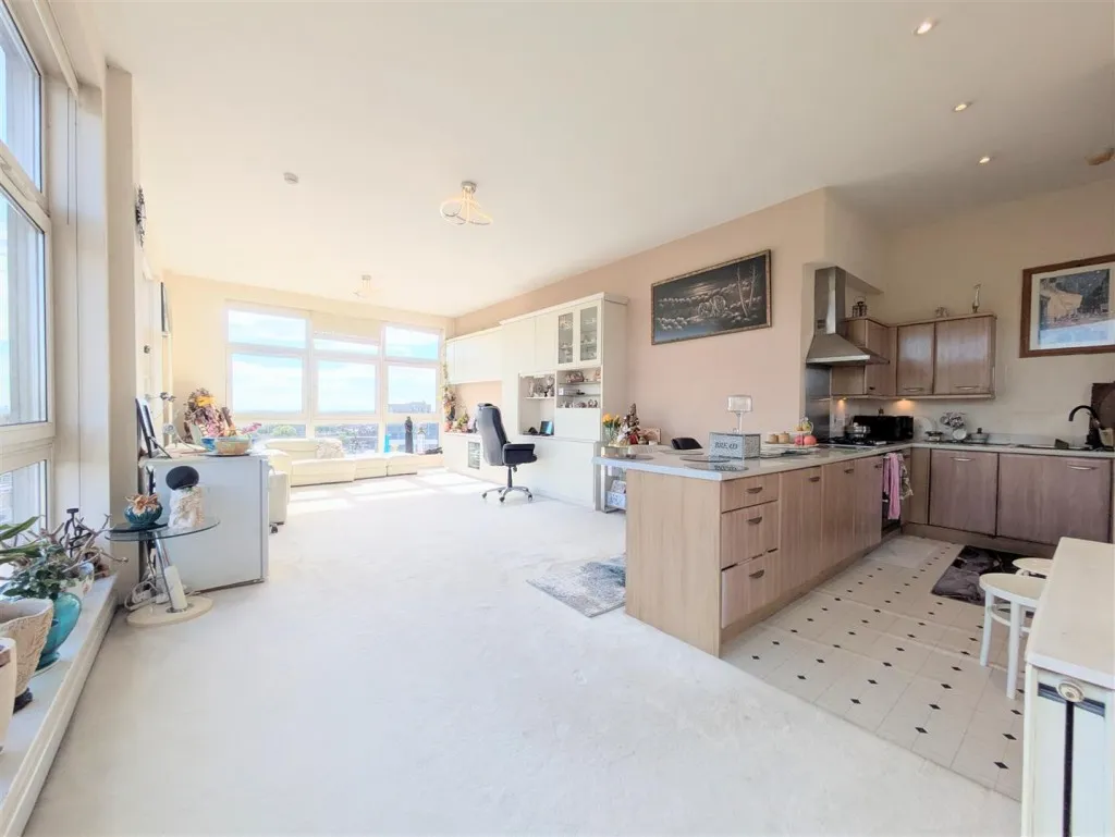 Northolt Road, Harrow, HA2, photo 17