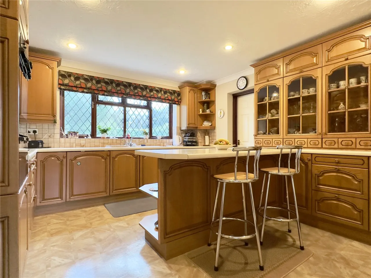 Bowenhurst Gardens, Church Crookham, Fleet, GU52 6NB, photo 3