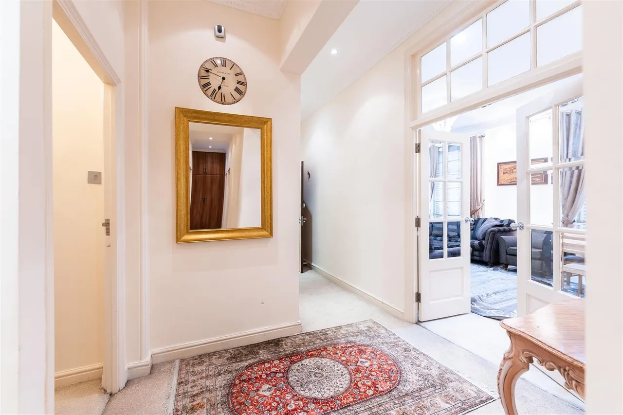Sussex Gardens, London W2 2RJ, photo 4