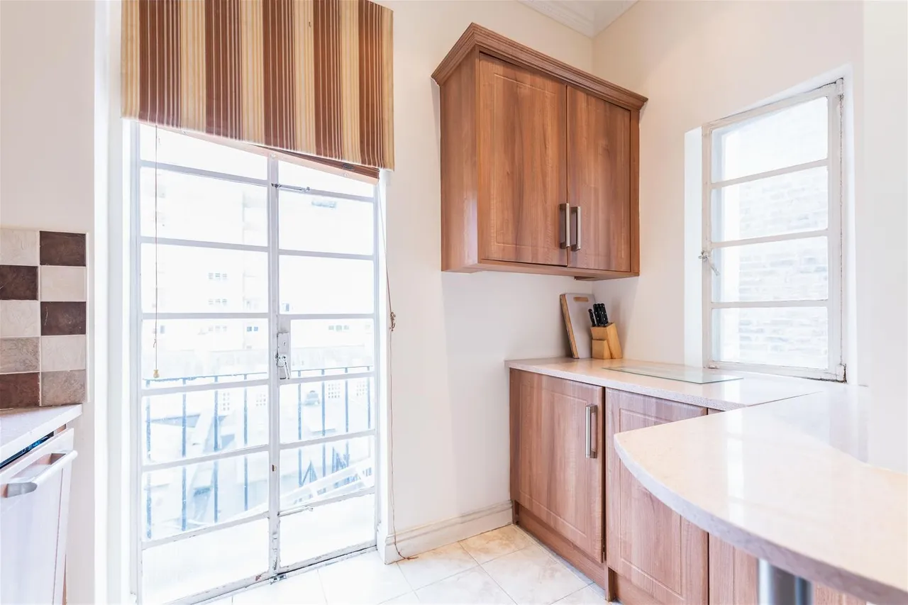 Sussex Gardens, London W2 2RJ, photo 8