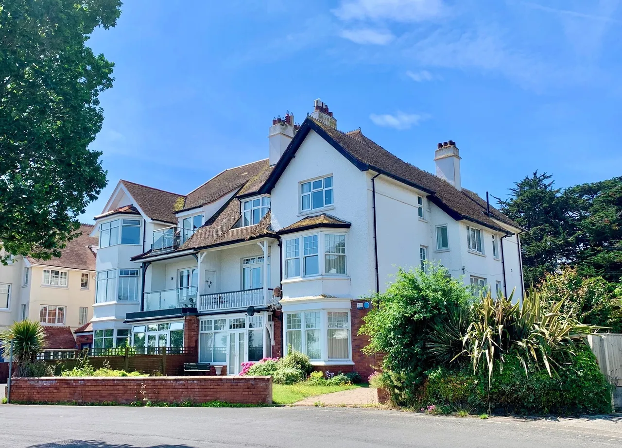 3 bed flat for sale, Esplanade, Minehead, TA24