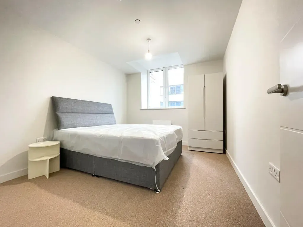 Clipper Street, London, E16, photo 4