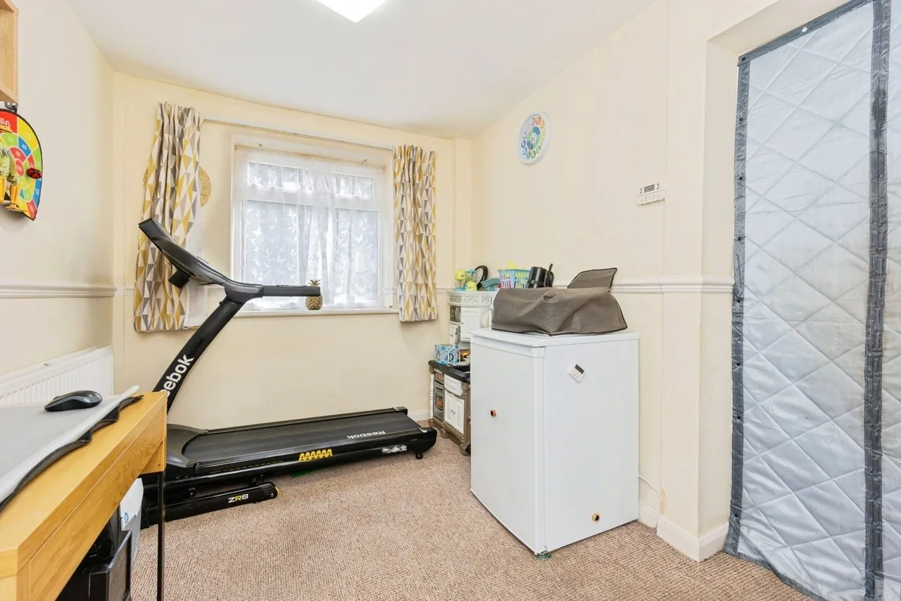 Sealand Close, Sale, Greater Manchester, M33, photo 5
