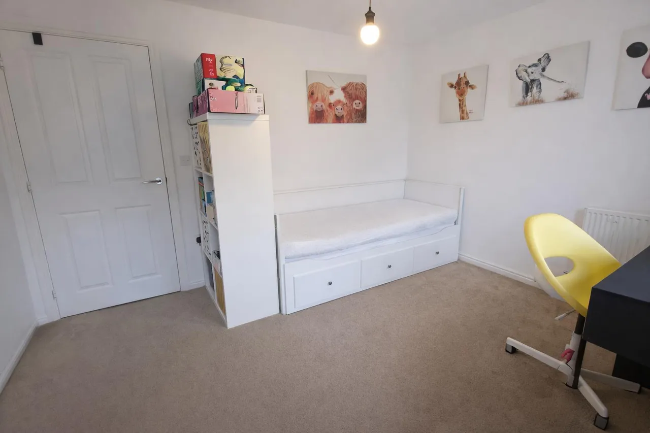 Torino Way, South Ockendon, RM15, photo 8