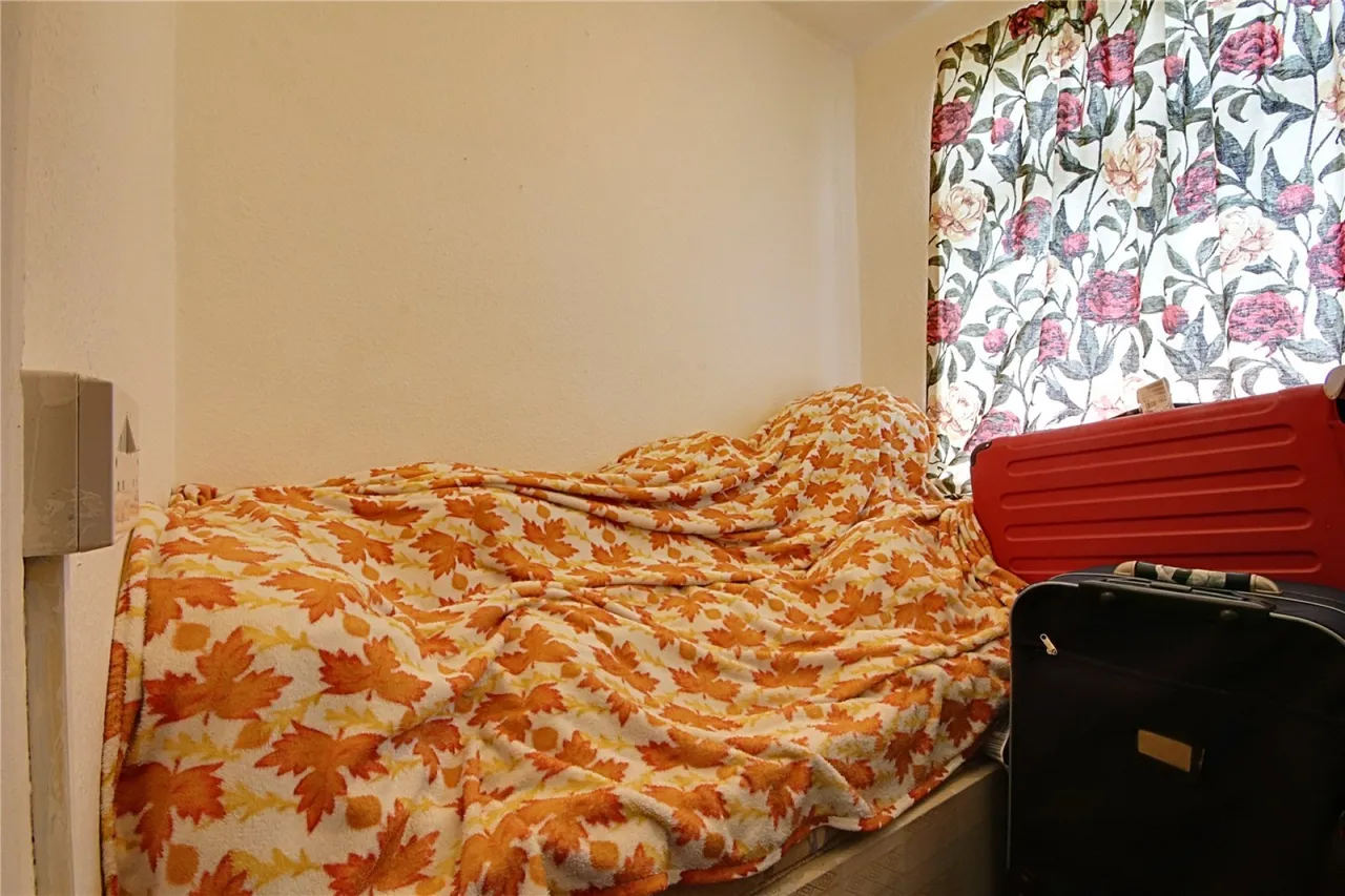 Balmoral Road, Enfield, photo 13