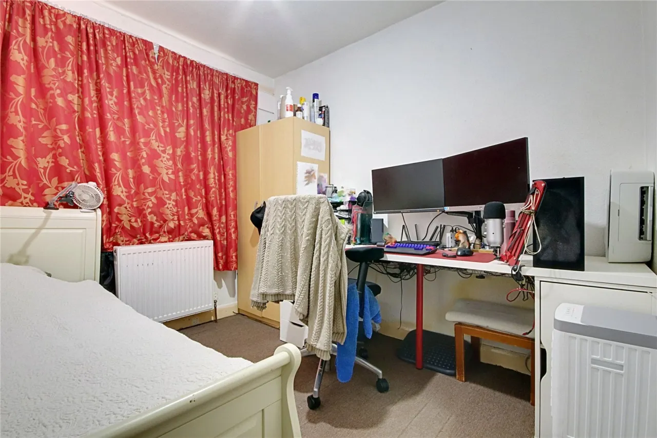 Balmoral Road, Enfield, photo 12