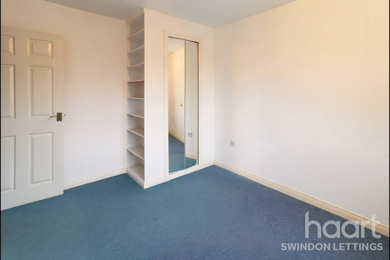 Greenwich Close, Swindon, SN25, photo 7