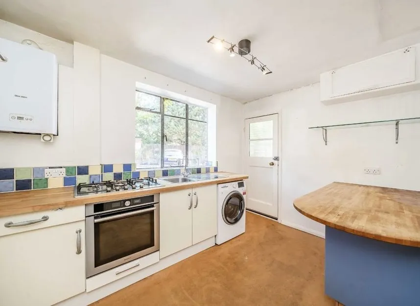 Bridge Road, East Molesey, KT8, photo 4