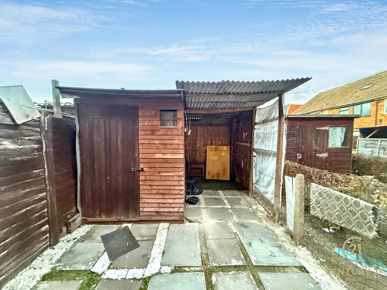 High Street, Harlington, UB3, photo 9