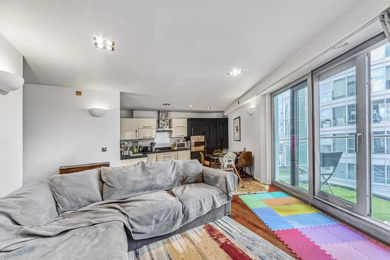 Bridges Court Road Battersea, London SW11 3GX, photo 6