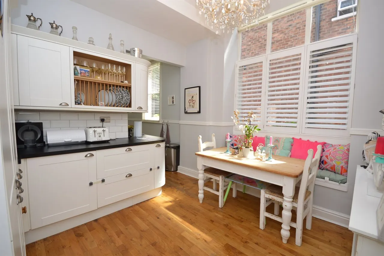 Lea Road, Stockport, photo 9