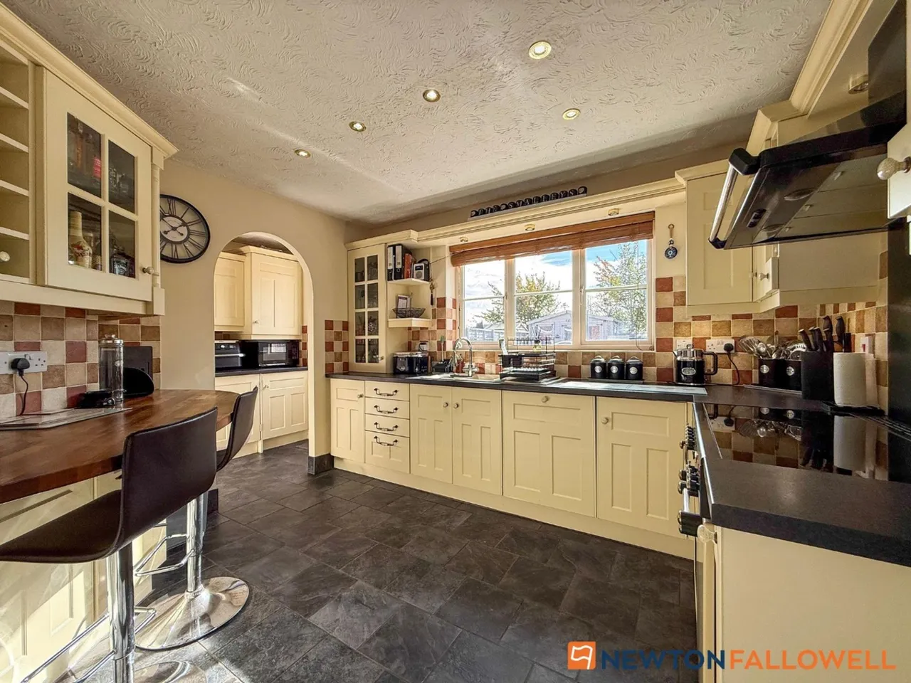 Mead Way, Balderton, NG24, photo 4
