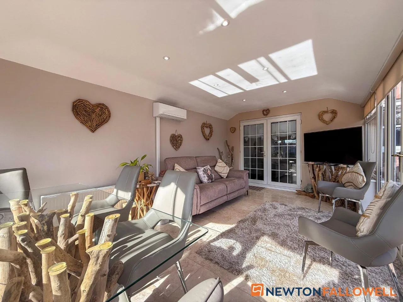 Mead Way, Balderton, NG24, photo 12