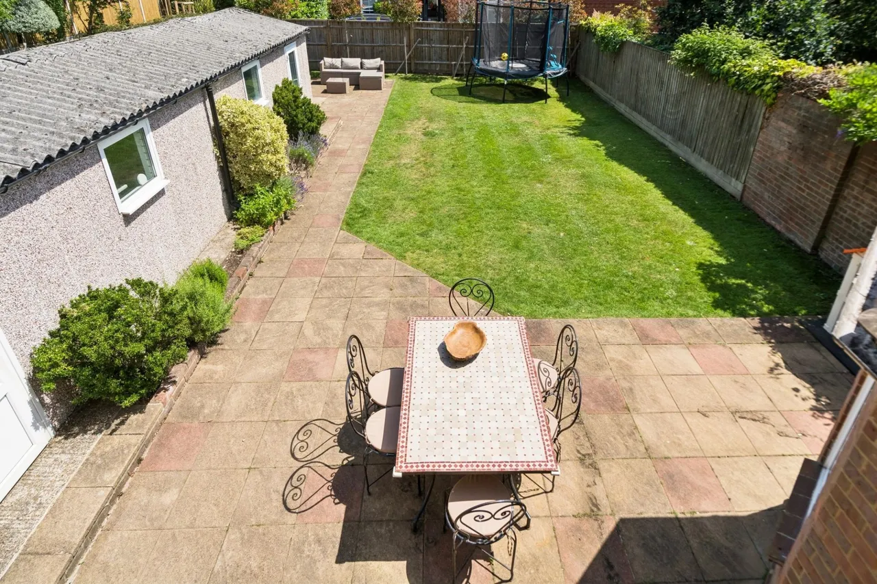 Lakes Lane, Beaconsfield, HP9, photo 4