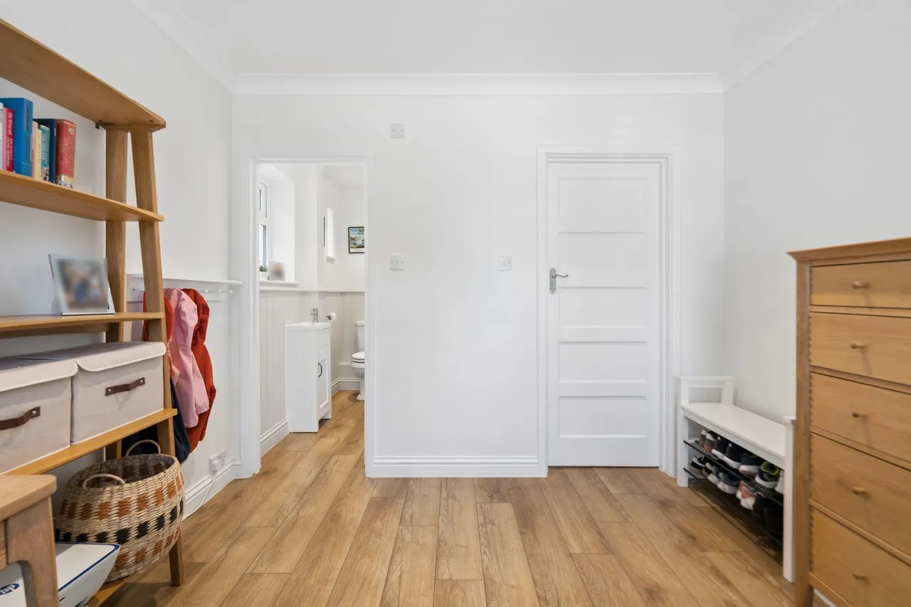 Lakes Lane, Beaconsfield, HP9, photo 11