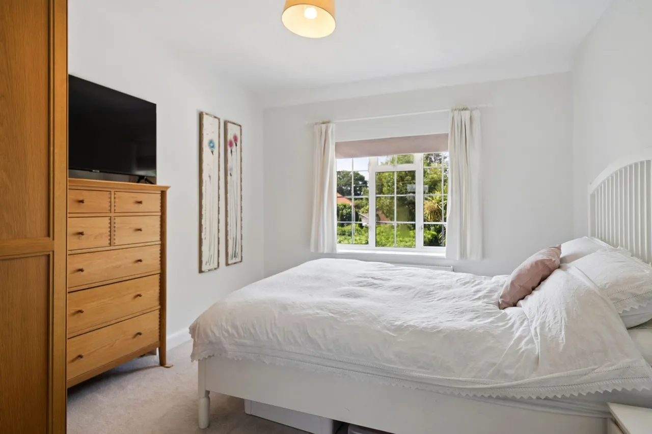 Lakes Lane, Beaconsfield, HP9, photo 13
