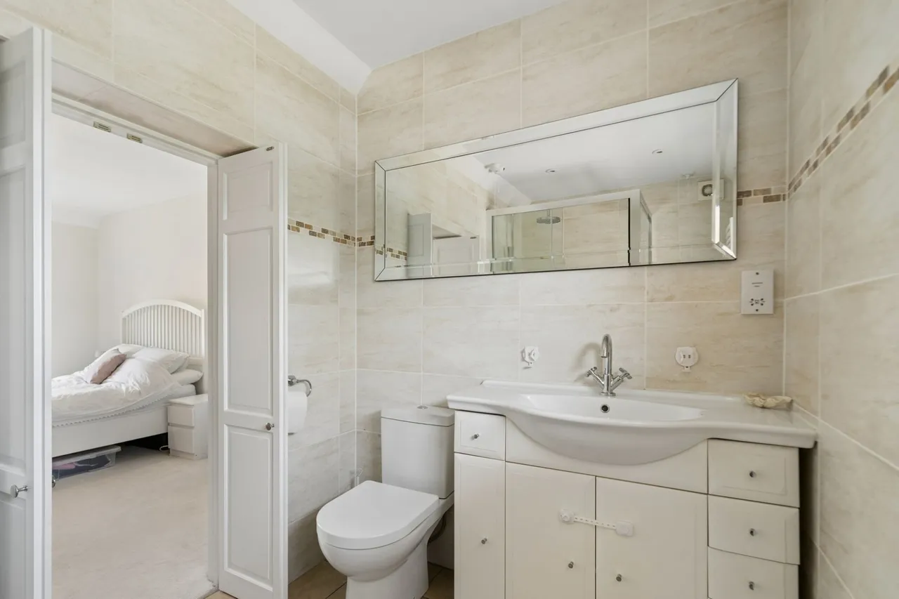 Lakes Lane, Beaconsfield, HP9, photo 14