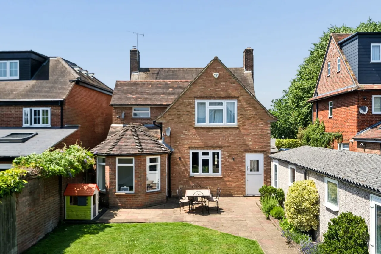 Lakes Lane, Beaconsfield, HP9, photo 18