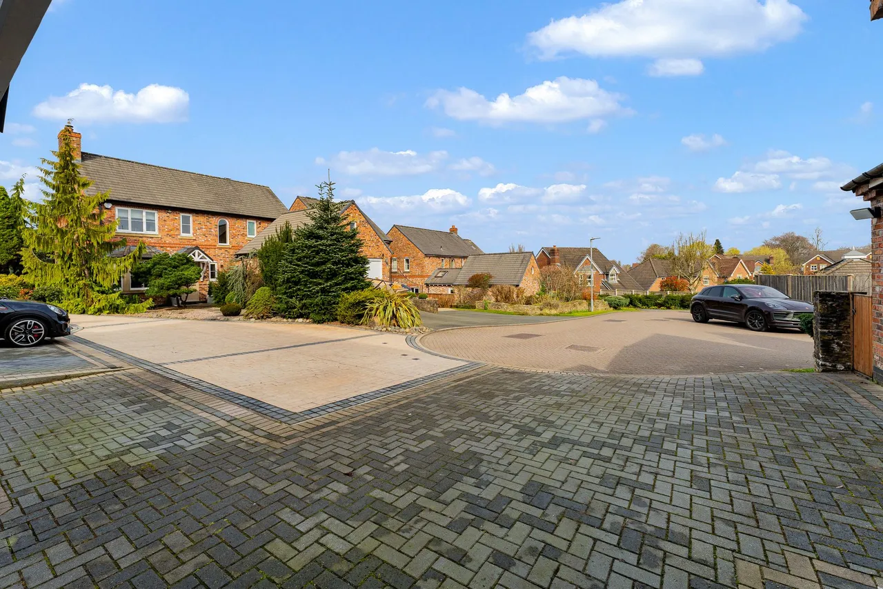Bell Farm Court, Macclesfield, photo 42