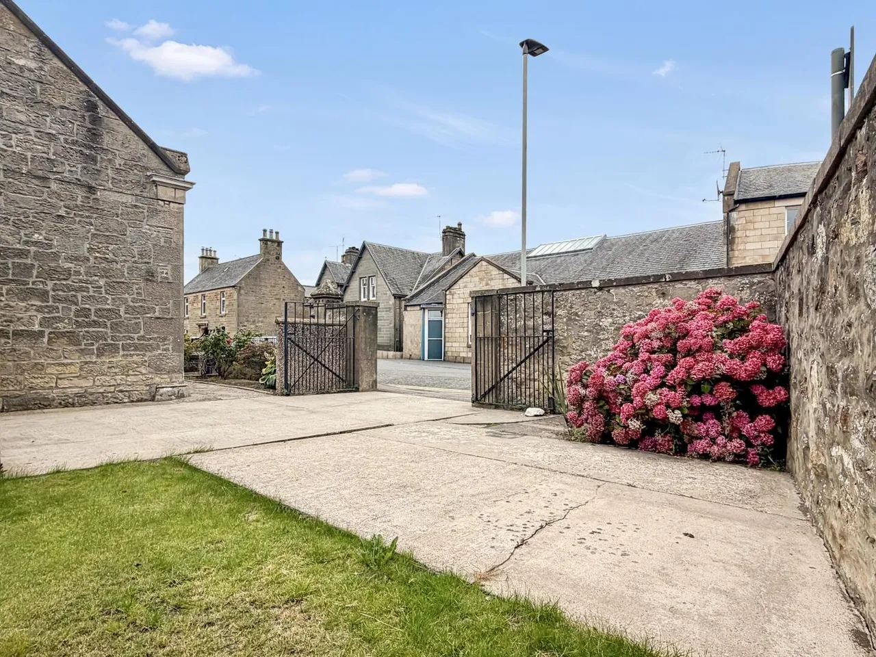 Queen Street, Elgin, photo 37