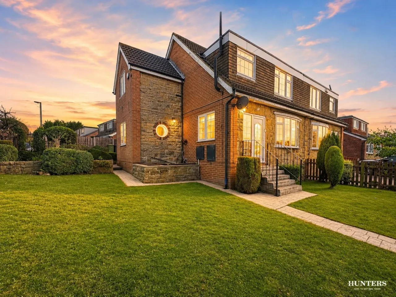 4 bed house for sale — Laburnum Road, Dewsbury
