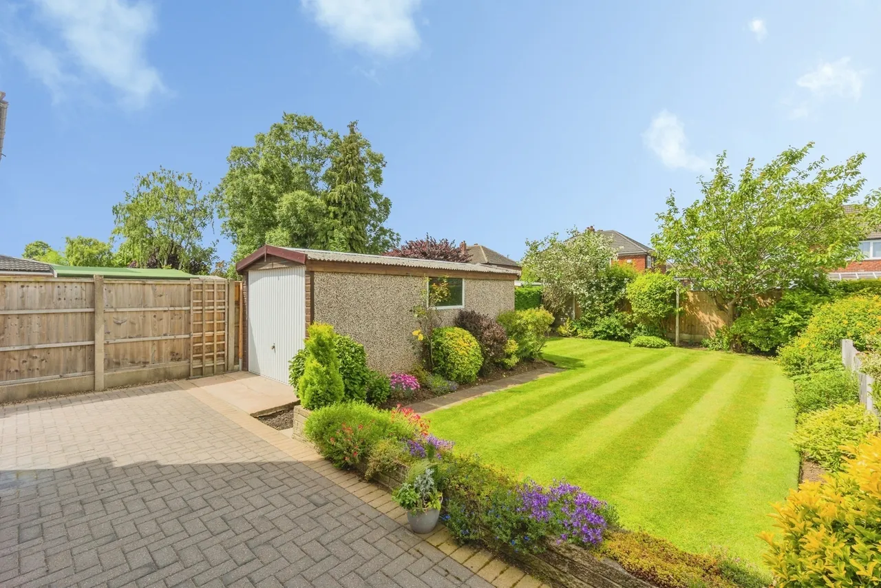 Fulmar Drive, Sale, Greater Manchester, M33, photo 11