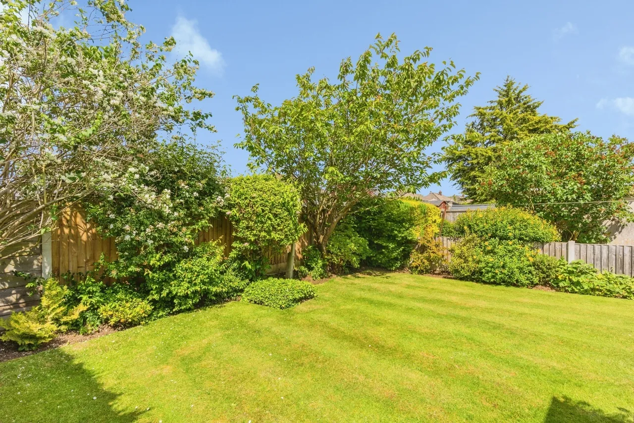 Fulmar Drive, Sale, Greater Manchester, M33, photo 18