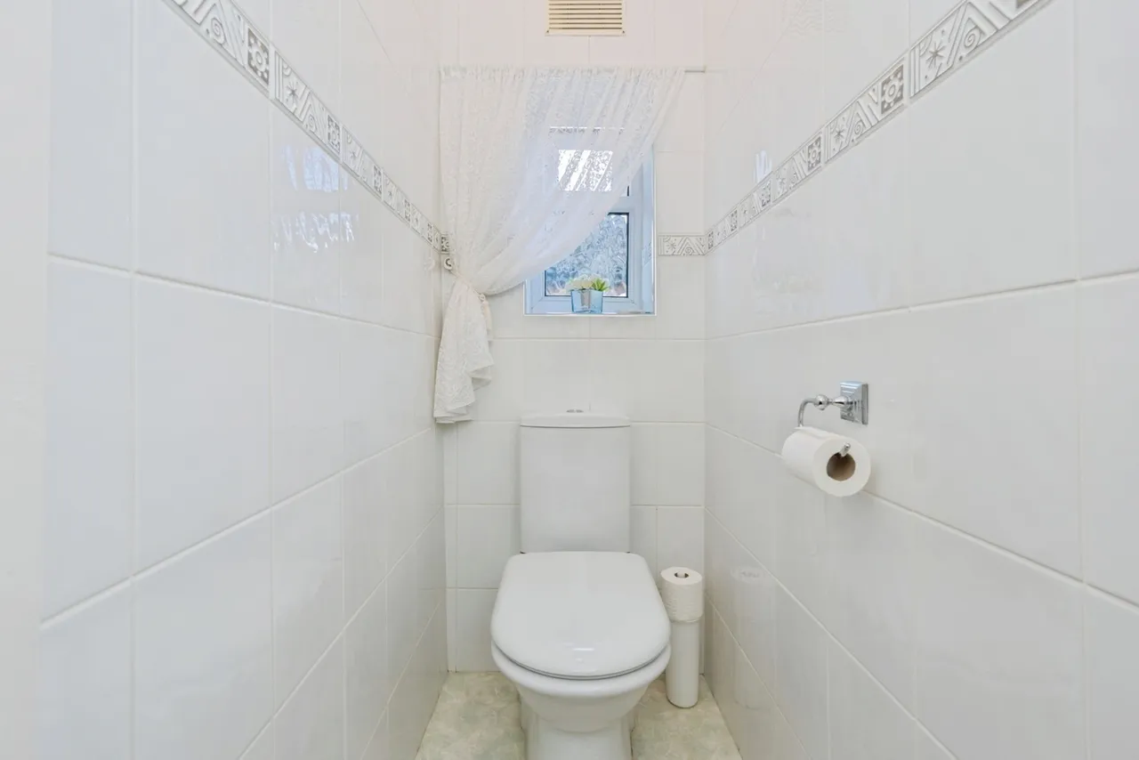 Fulmar Drive, Sale, Greater Manchester, M33, photo 10