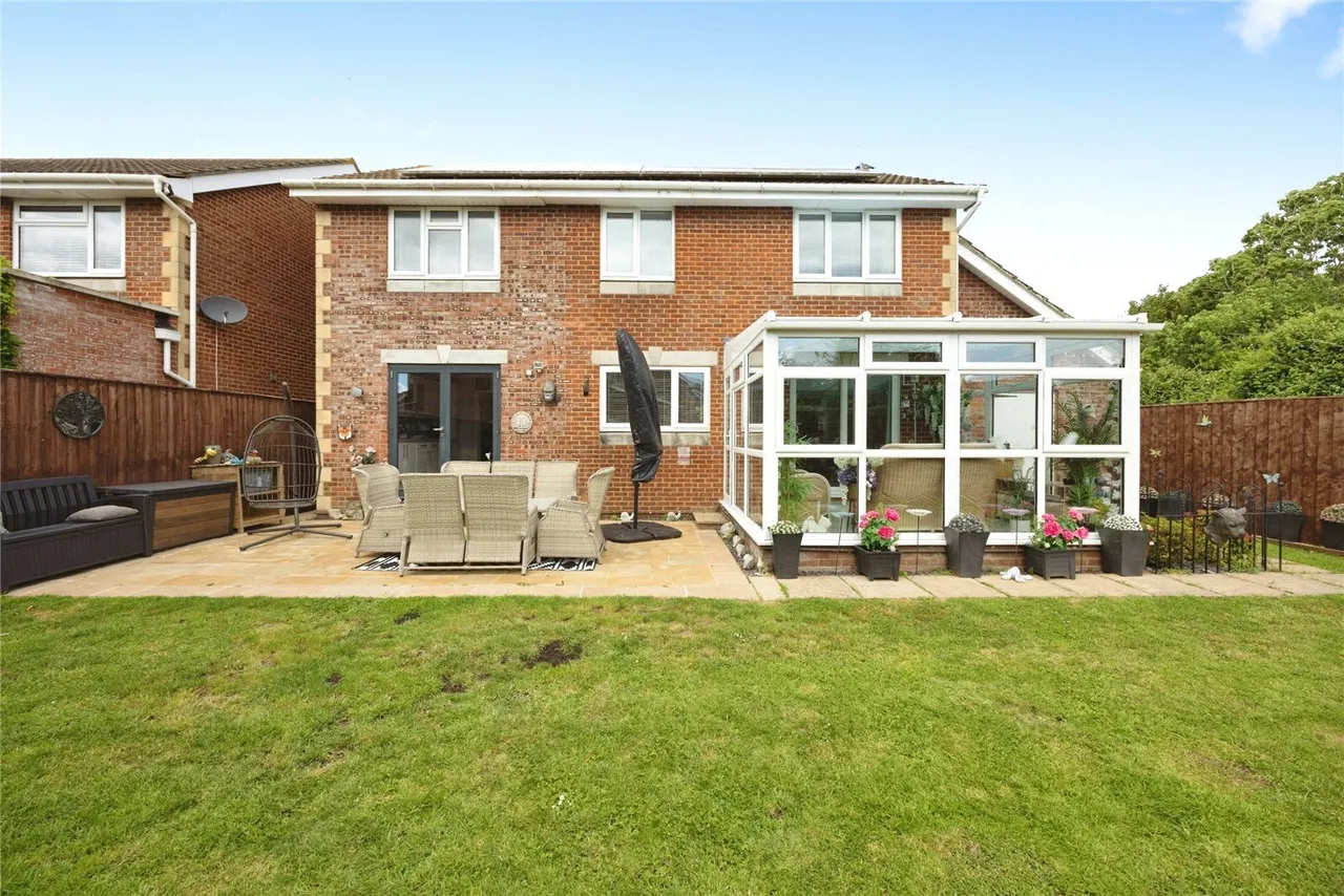Taunton Road, Weston-super-Mare, BS22, photo 26