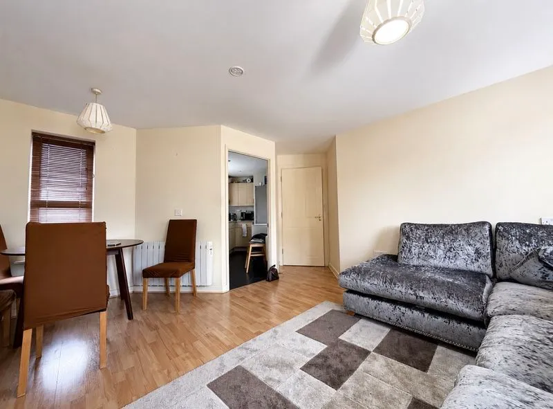 Morgan Close, Luton LU4 9GL, photo 4