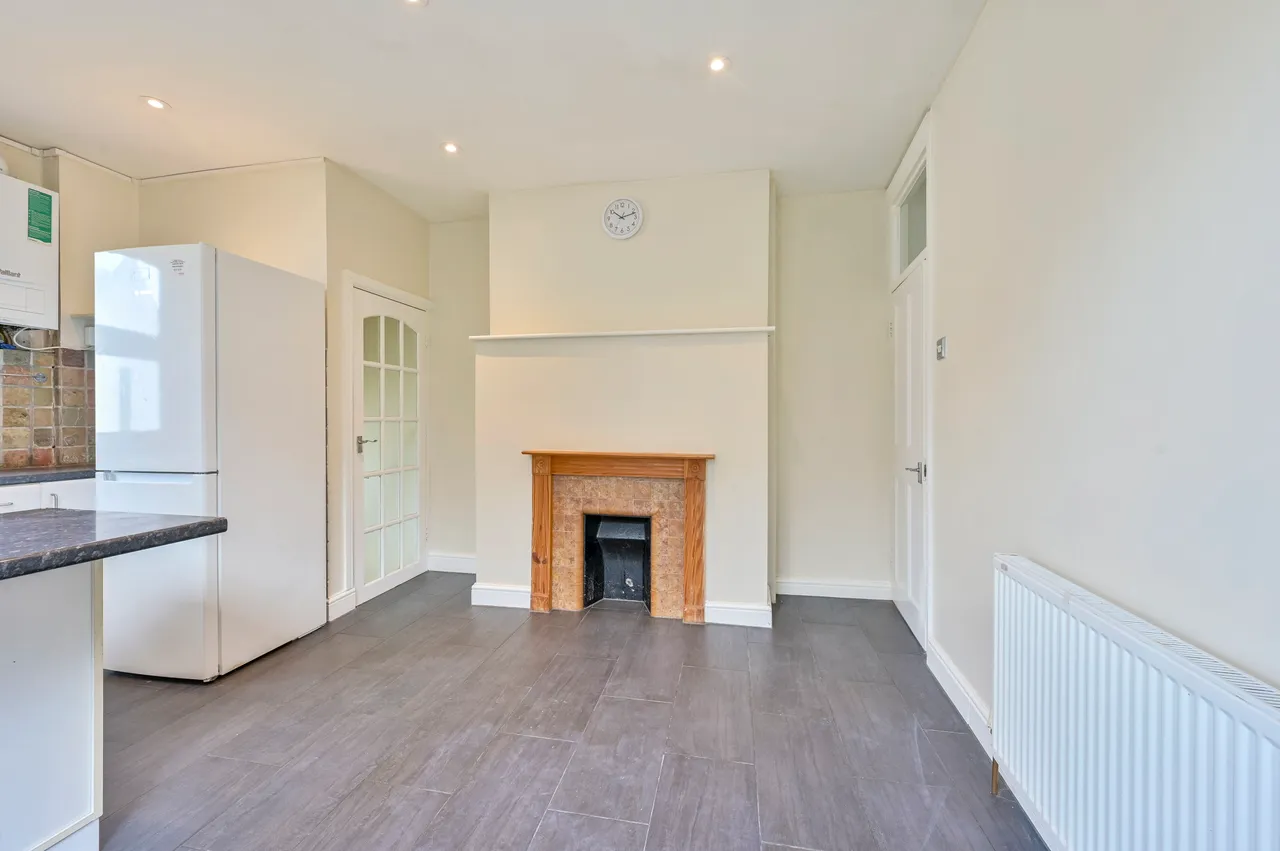 126a Morden Road, London, photo 9