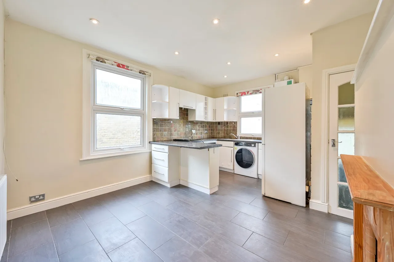 126a Morden Road, London, photo 7