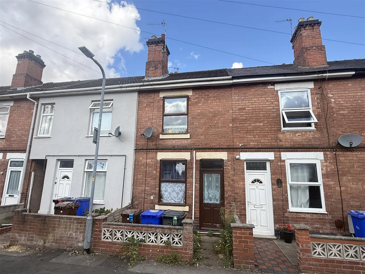 2 bed house for sale, South Broadway Street, Burton, DE14