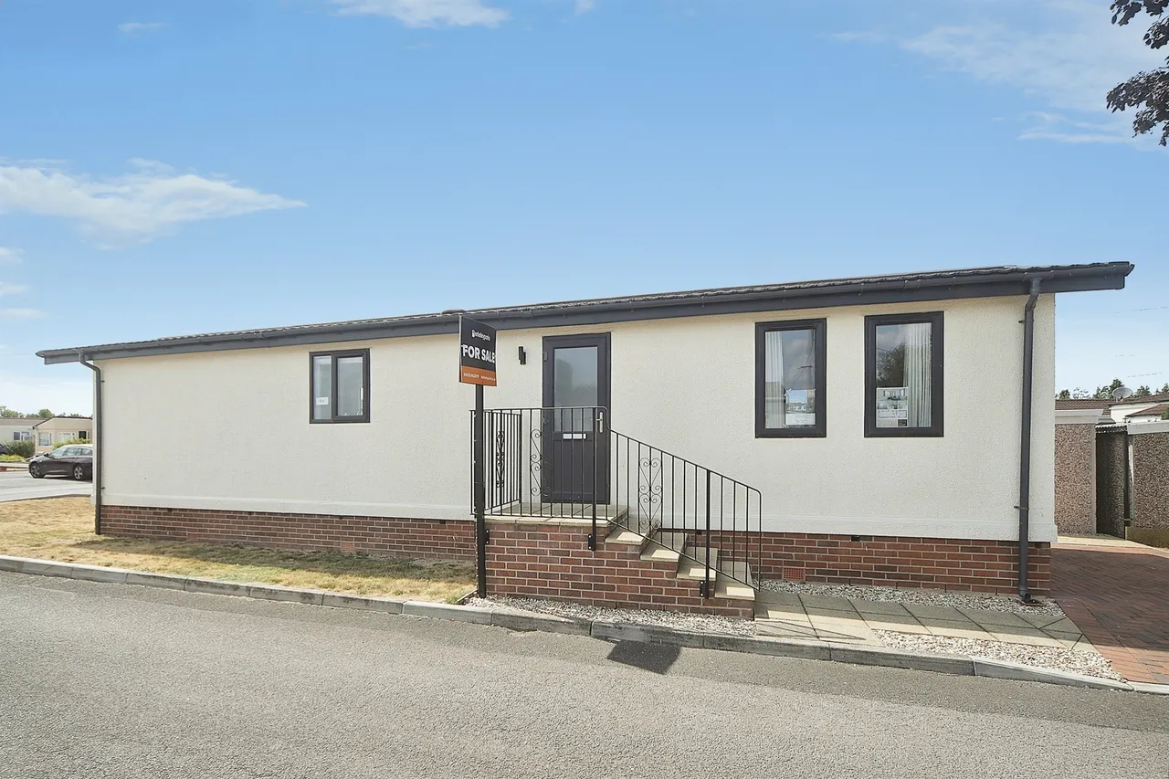 Ivy House Park, Henlade, TA3, photo 19