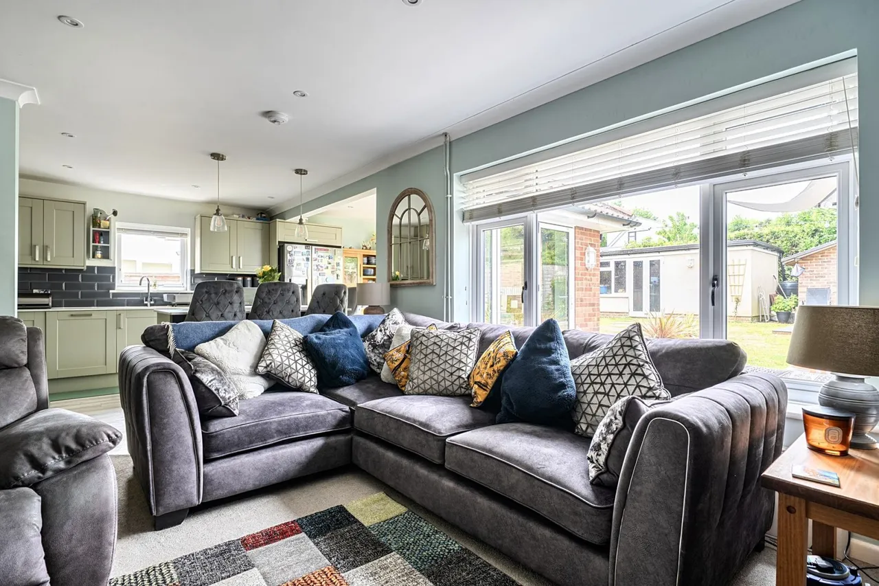Greenway Close, Lymington, SO41, photo 7
