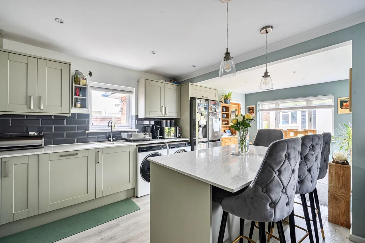 Greenway Close, Lymington, SO41, photo 5