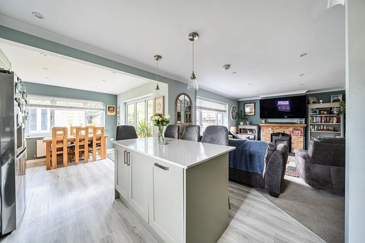 3 bed house for sale, Greenway Close, Lymington, SO41