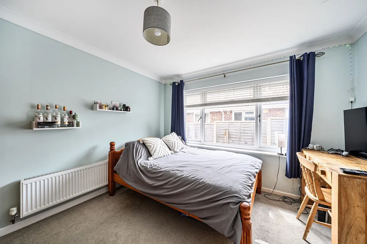 Greenway Close, Lymington, SO41, photo 12