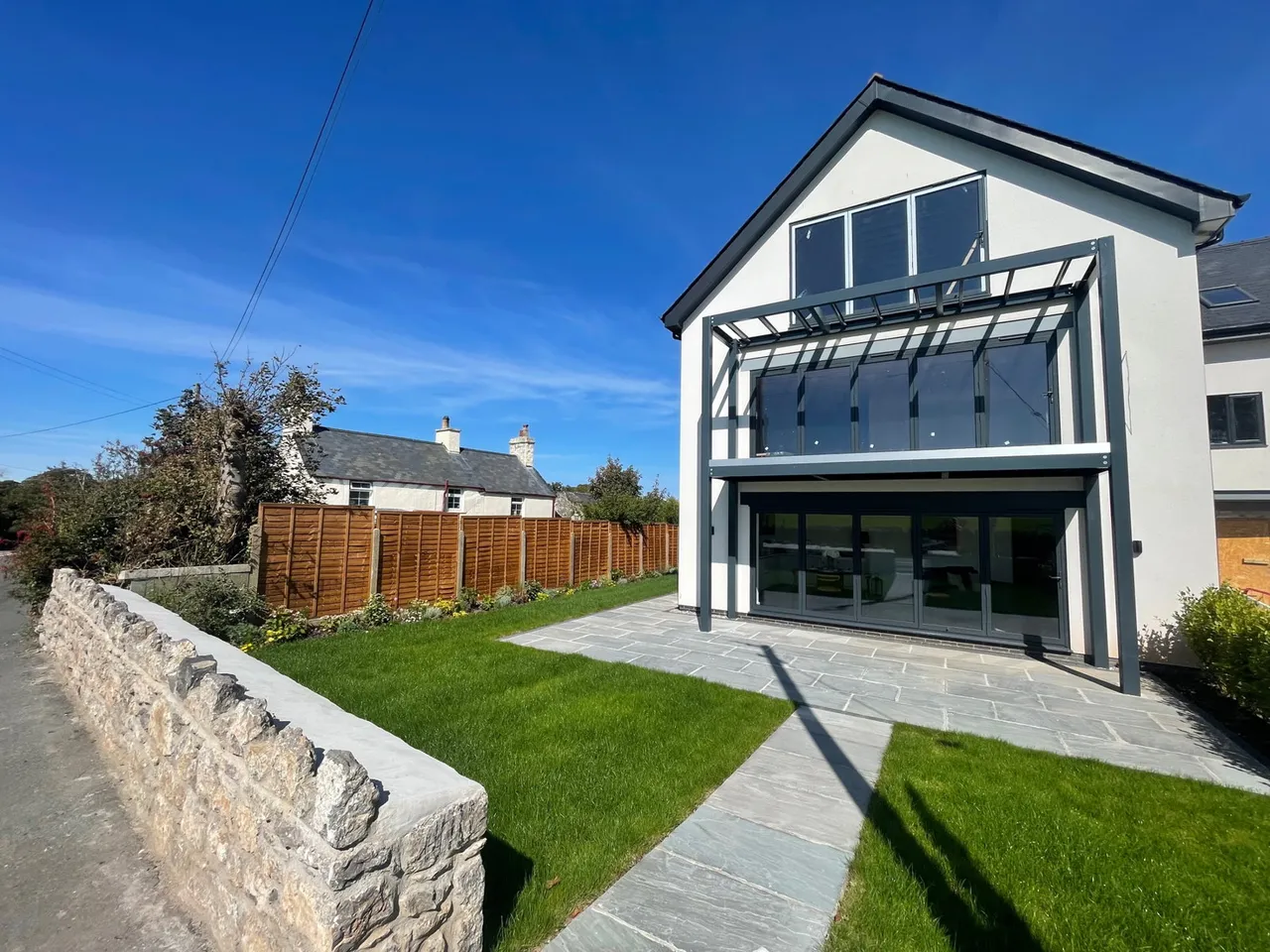 2 bed flat for sale, Glynllifon, Traeth Bychan, LL73