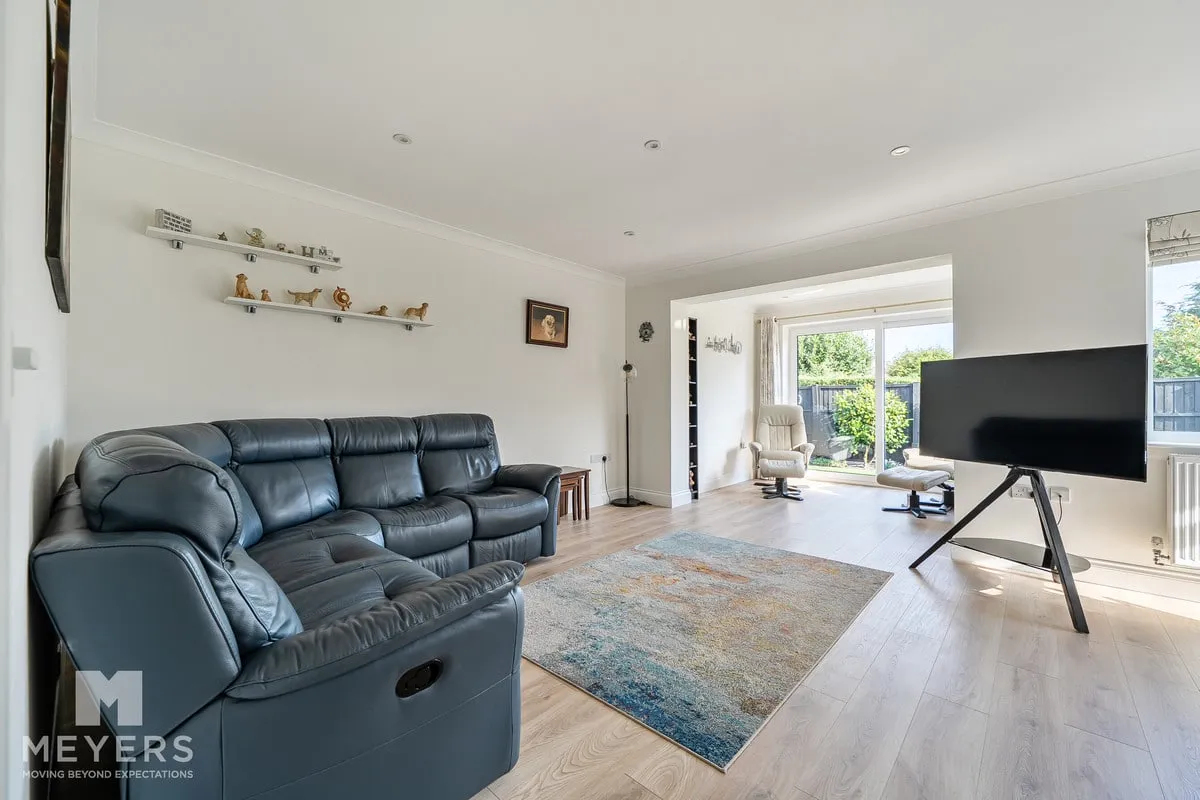 Southern Avenue, West Moors, BH22, photo 4