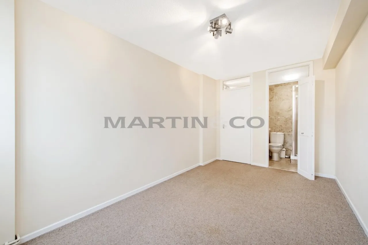 Gardner Close, Wanstead, photo 7