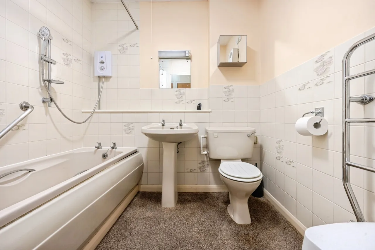 Linden Road, Bedford, Bedfordshire, MK40, photo 12