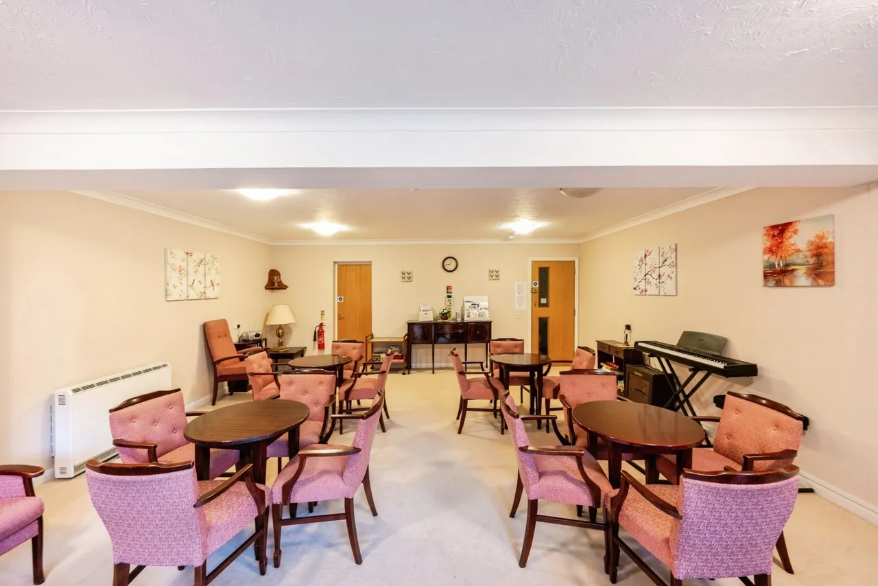 Linden Road, Bedford, Bedfordshire, MK40, photo 14