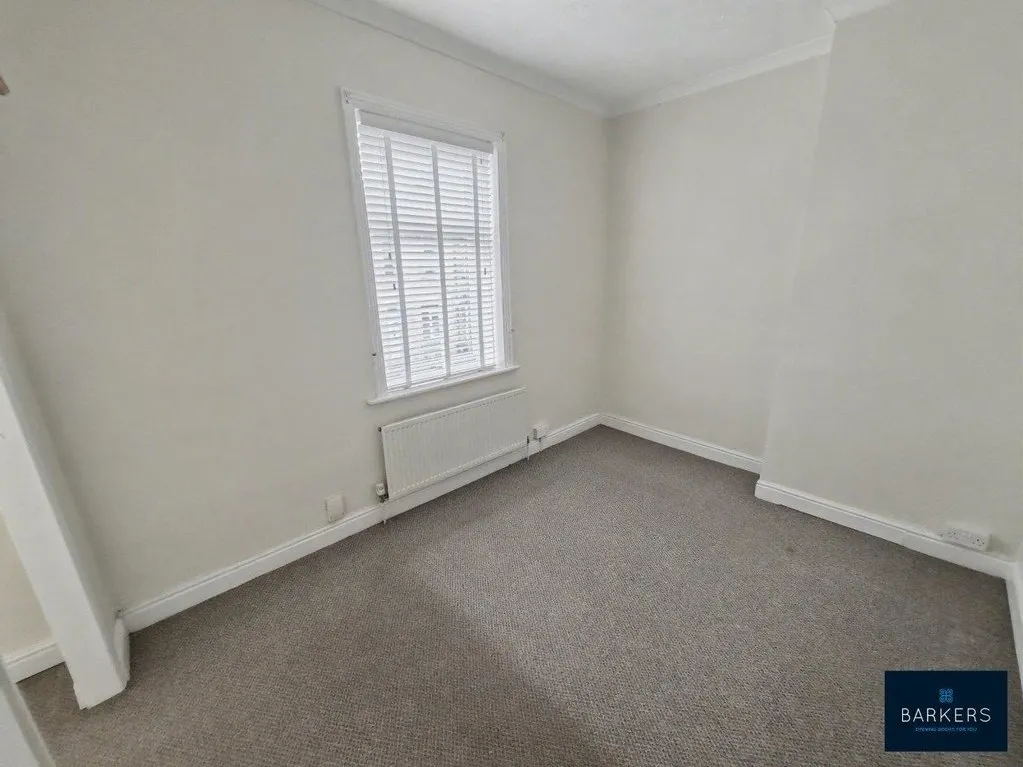 Mortimer Avenue, Batley WF17 8BX, photo 7