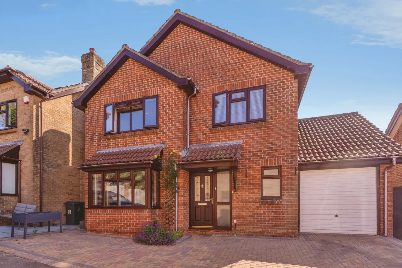 Lychgate Drive, Waterlooville, PO8, photo 4