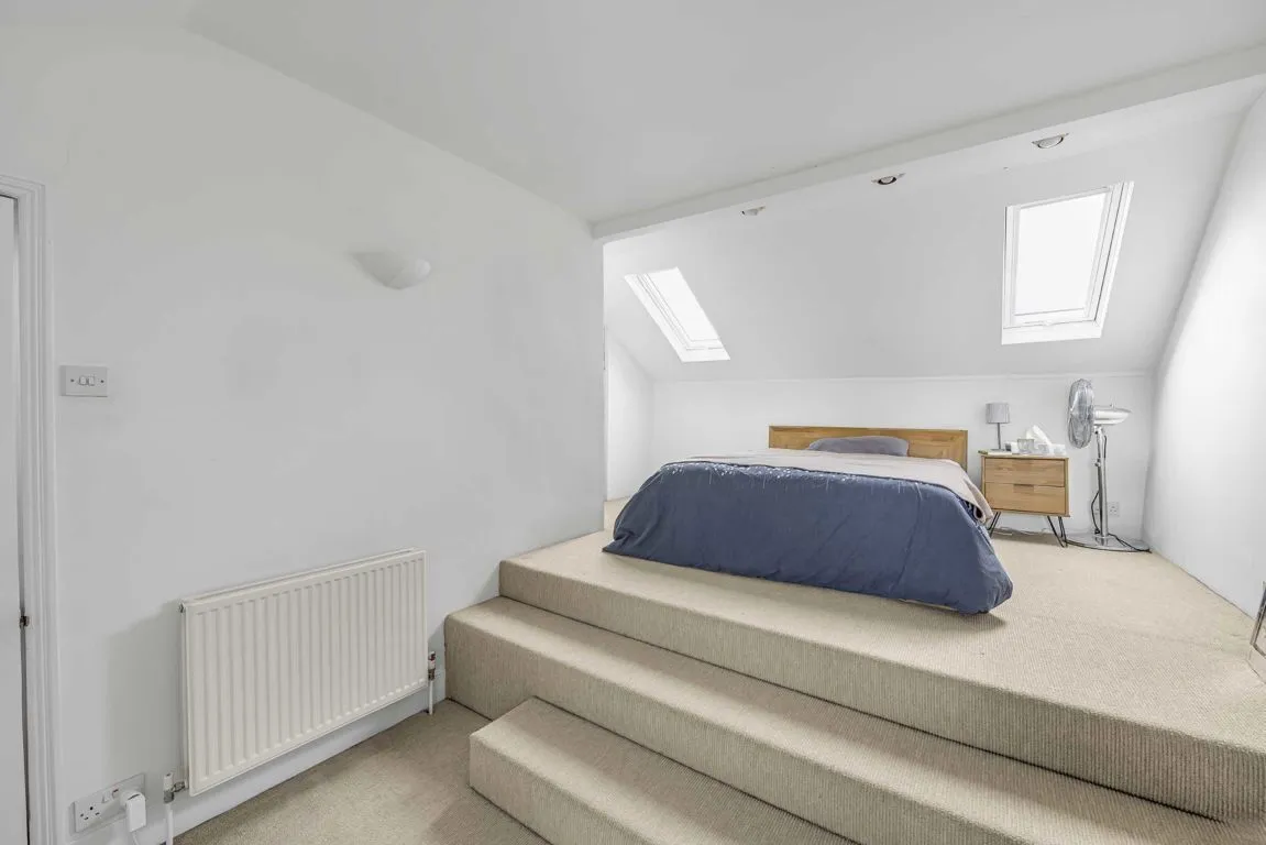 Kingston Lane, Teddington, TW11, photo 6