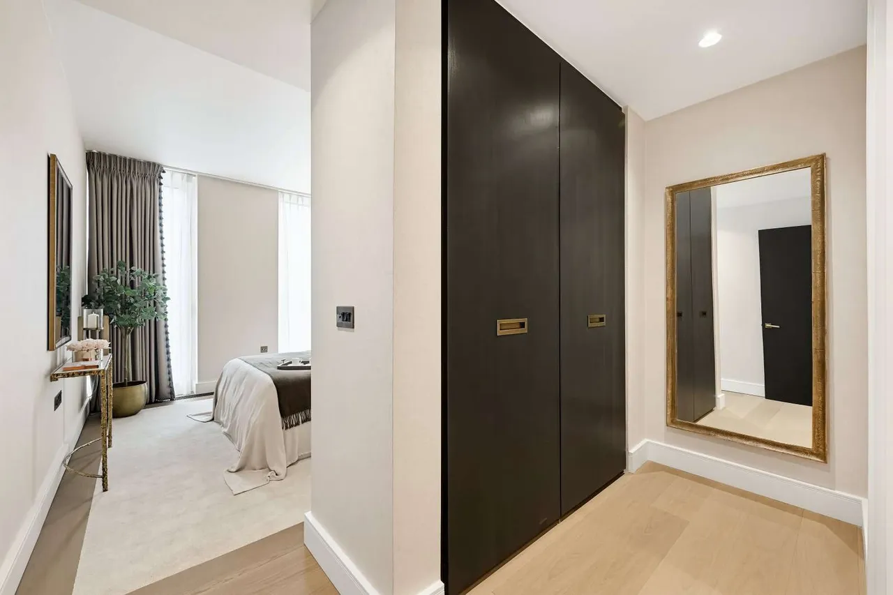 Chevalier House, 60 Brompton Road, London, SW3 1BW, photo 9