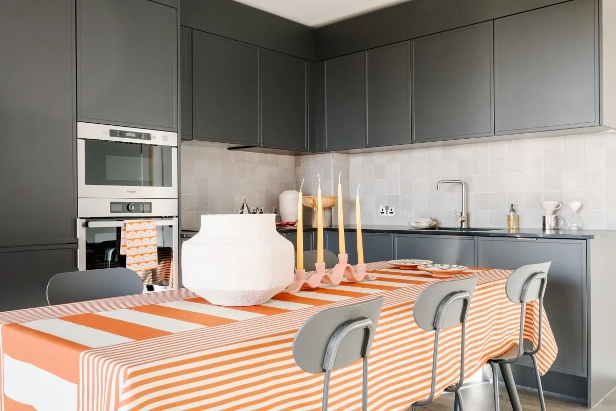 2 bed flat to rent — Coppermaker Square, 3 Cherry Park Lan...